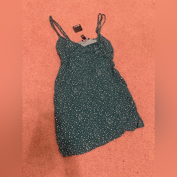 New Xs green polka dot short mini tank top dress boho spaghetti strap forever 21 - Picture 1 of 3